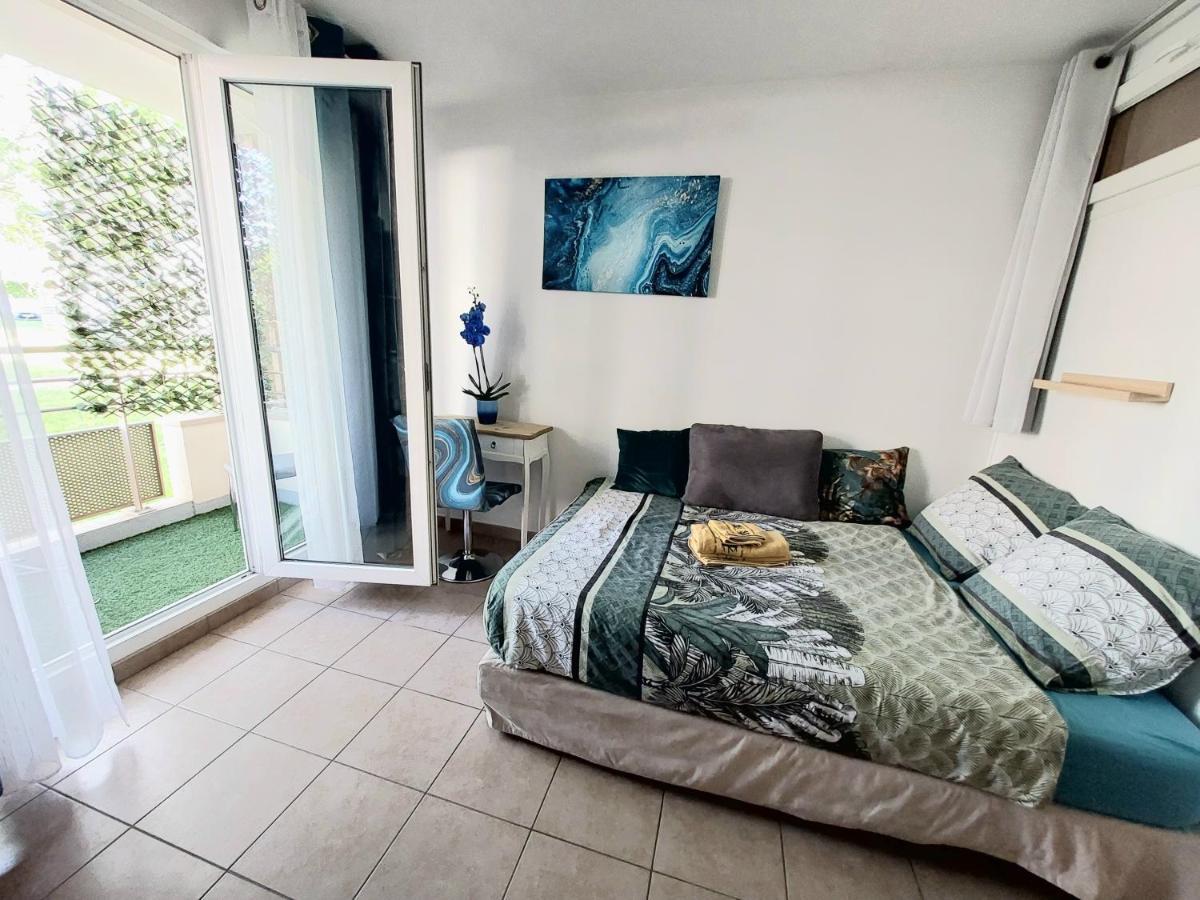 2 Chambres Privees - 6 Personnes A 8 Minutes De Disneyland 몽테브랭 외부 사진